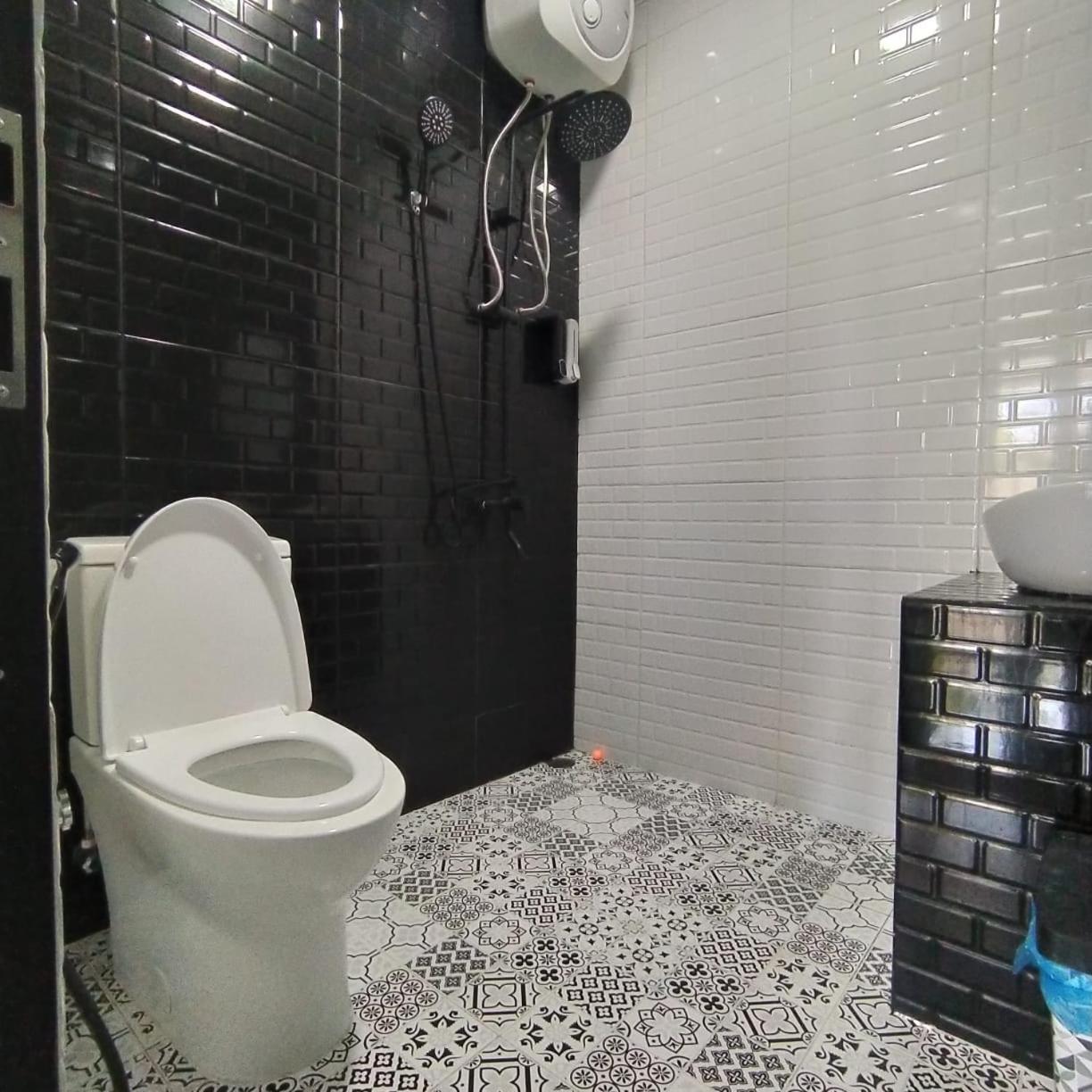 Cinengangirang Villa Kota Bunga Malini 7 מראה חיצוני תמונה