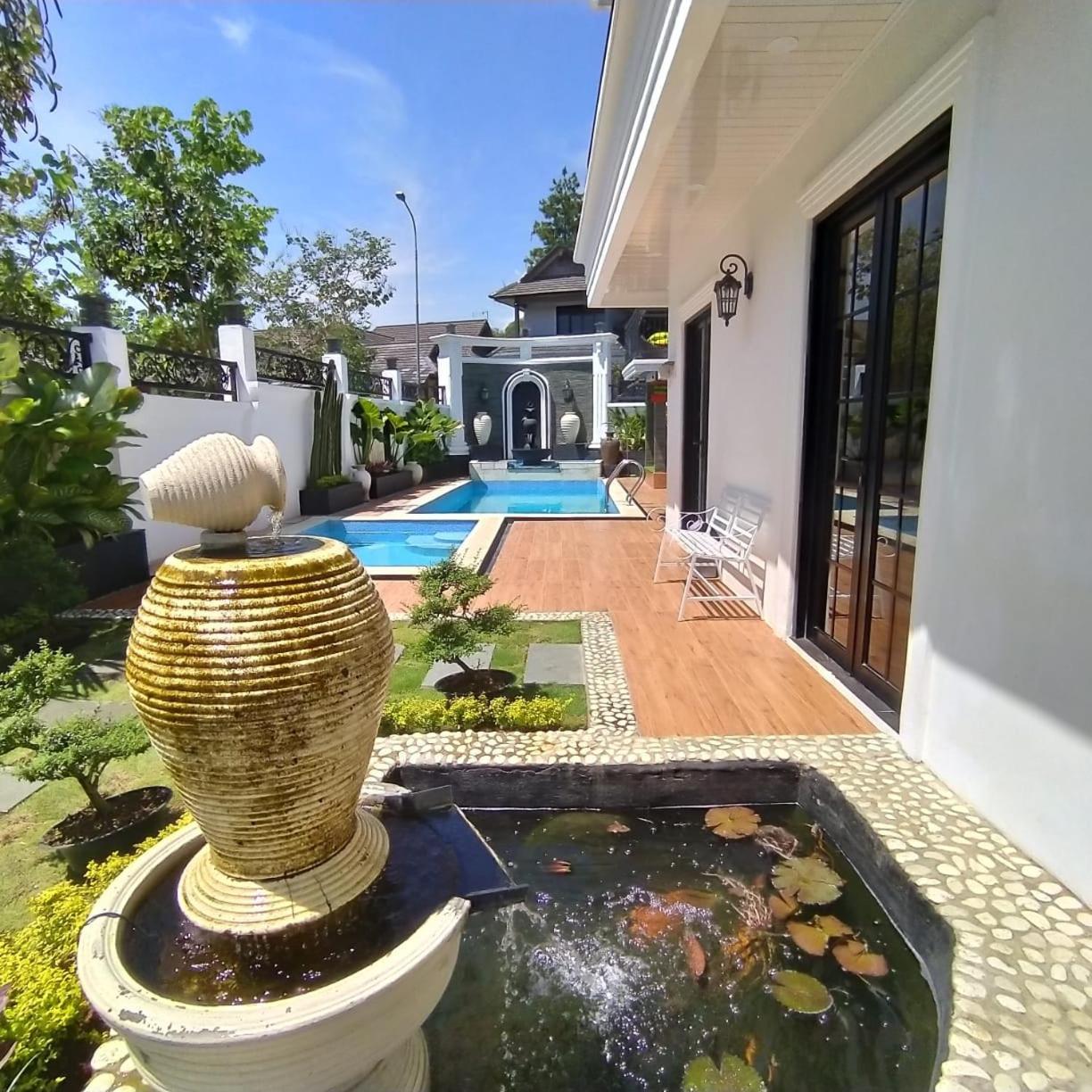 Cinengangirang Villa Kota Bunga Malini 7 מראה חיצוני תמונה