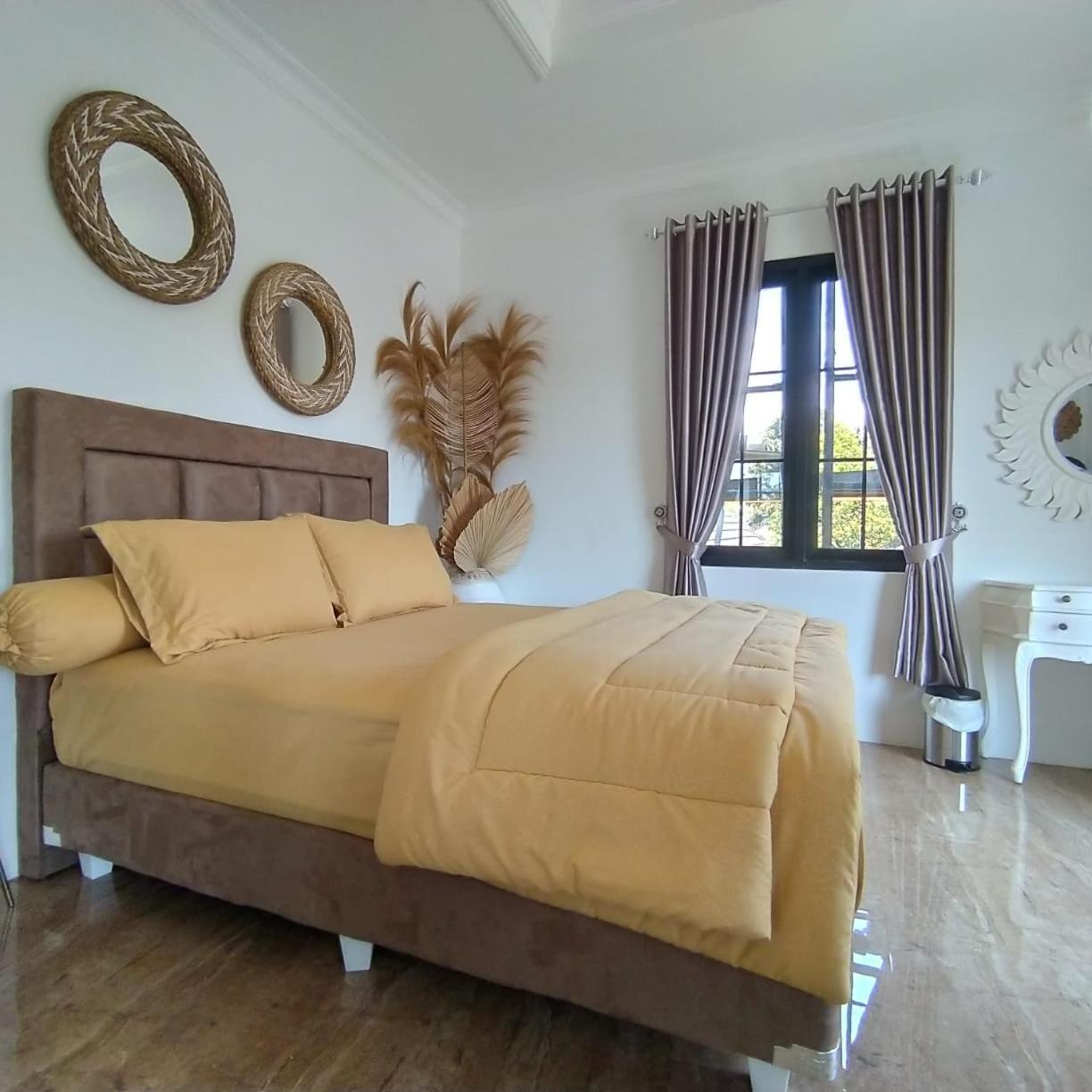 Cinengangirang Villa Kota Bunga Malini 7 מראה חיצוני תמונה